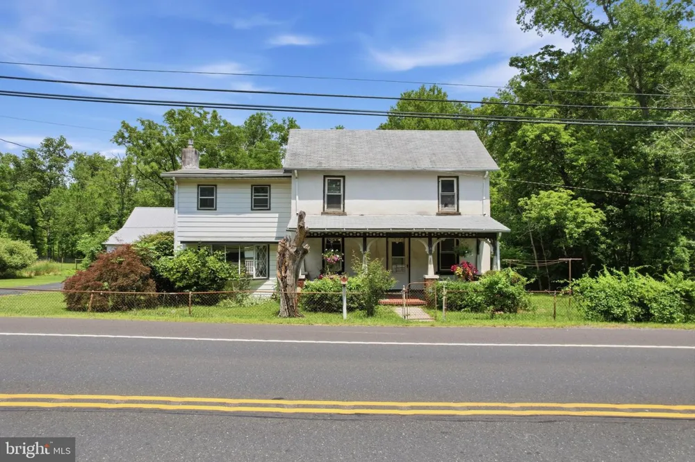 2049 ROUTE 313 Quakertown, PA 18951