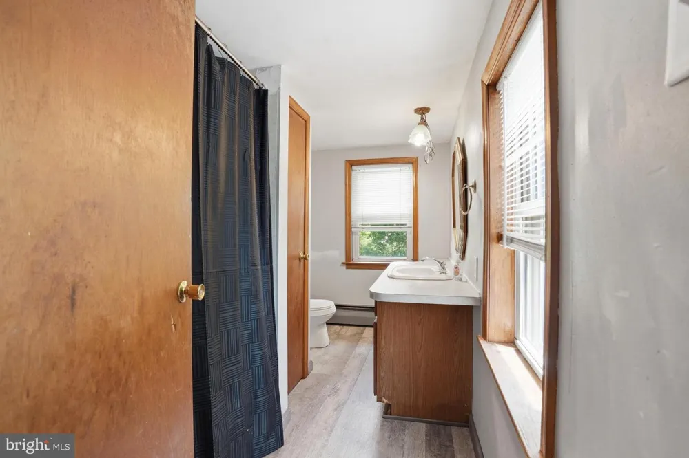 2049 ROUTE 313 Quakertown, PA 18951