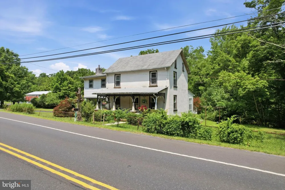 2049 ROUTE 313 Quakertown, PA 18951
