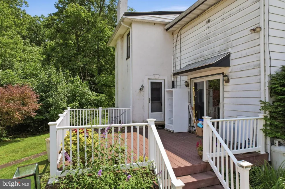 2049 ROUTE 313 Quakertown, PA 18951