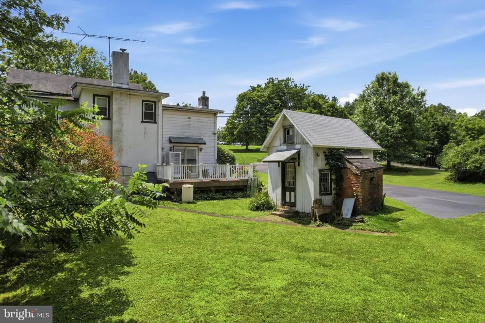 2049 ROUTE 313 Quakertown, PA 18951