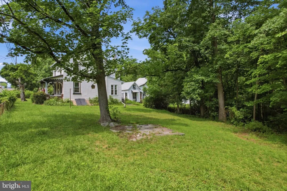 2049 ROUTE 313 Quakertown, PA 18951