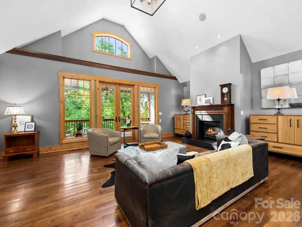 600 White Water Way Marshall, NC 28753
