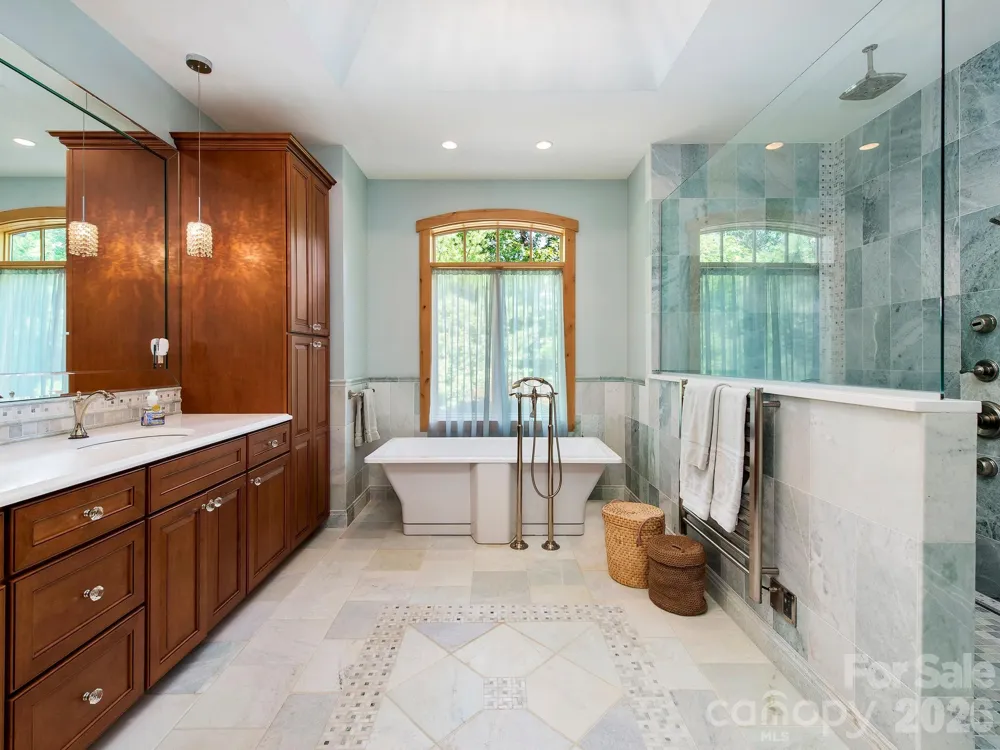 600 White Water Way Marshall, NC 28753