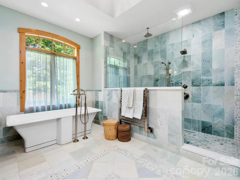 600 White Water Way Marshall, NC 28753