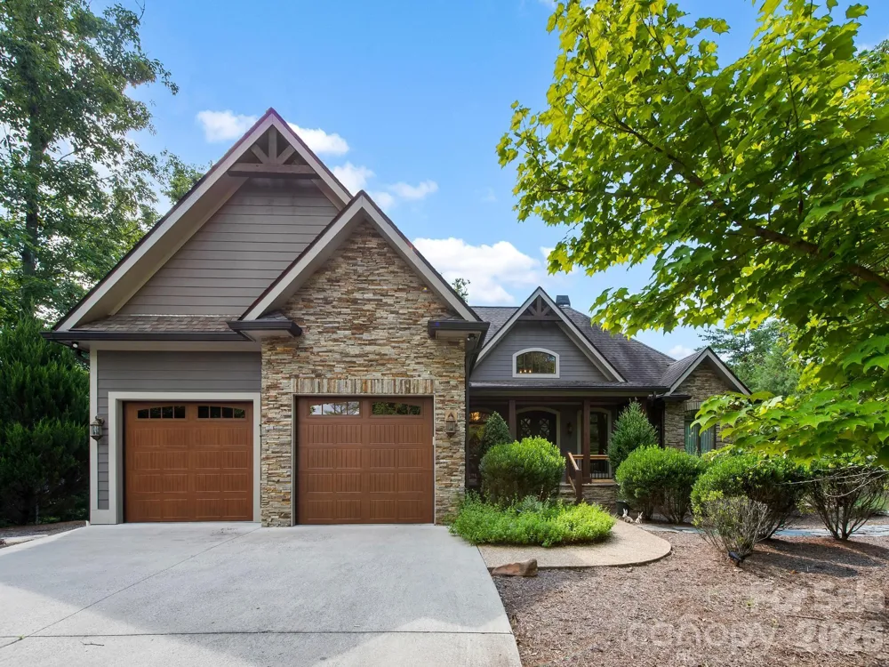 600 White Water Way Marshall, NC 28753