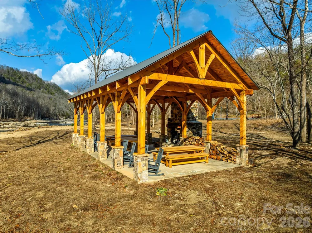 600 White Water Way Marshall, NC 28753