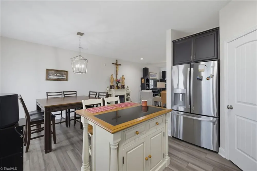 668 Palomino Mustang Drive Whitsett, NC 27377