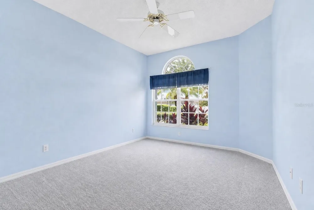 1063 DARTFORD DRIVE Tarpon Springs, FL 34688