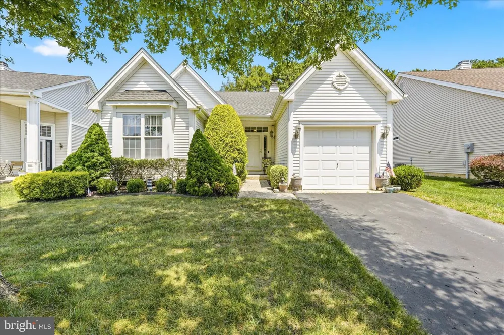 23 JUMPING BROOK LA Barnegat, NJ 08005