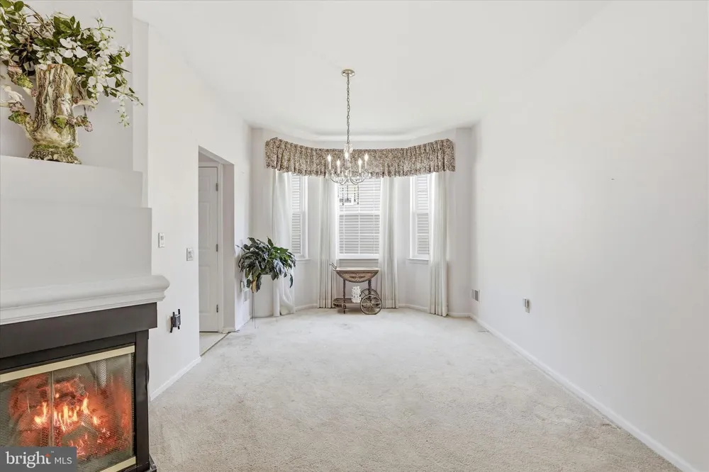 23 JUMPING BROOK LA Barnegat, NJ 08005
