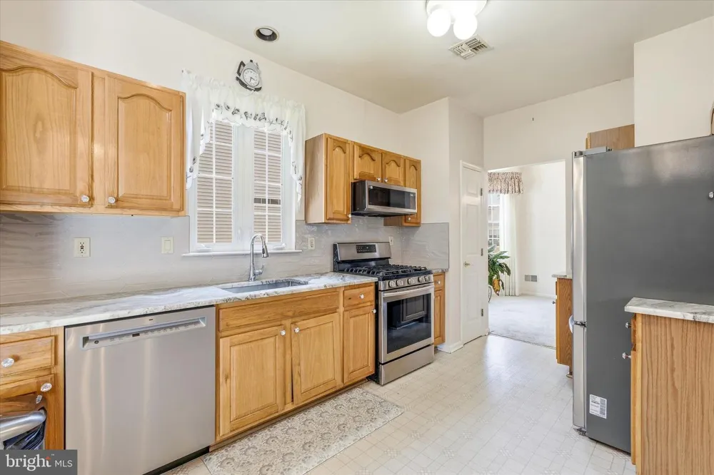 23 JUMPING BROOK LA Barnegat, NJ 08005