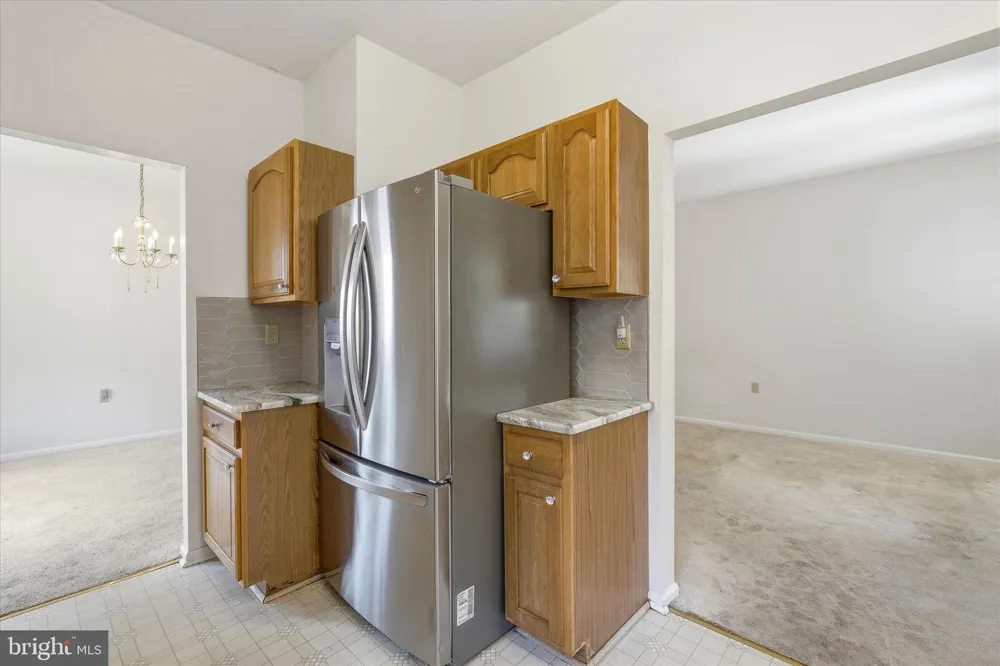 23 JUMPING BROOK LA Barnegat, NJ 08005
