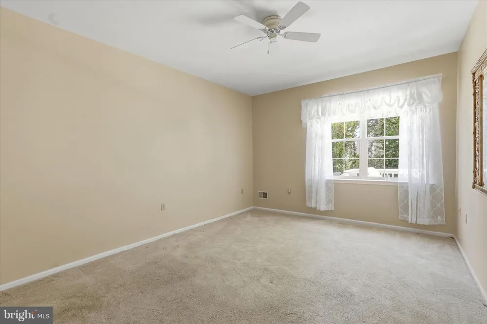 23 JUMPING BROOK LA Barnegat, NJ 08005