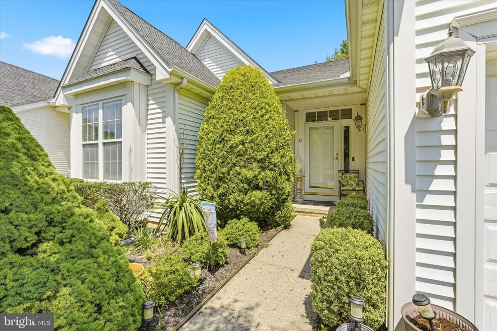 23 JUMPING BROOK LA Barnegat, NJ 08005