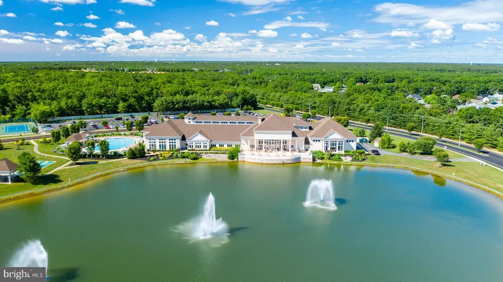23 JUMPING BROOK LA Barnegat, NJ 08005