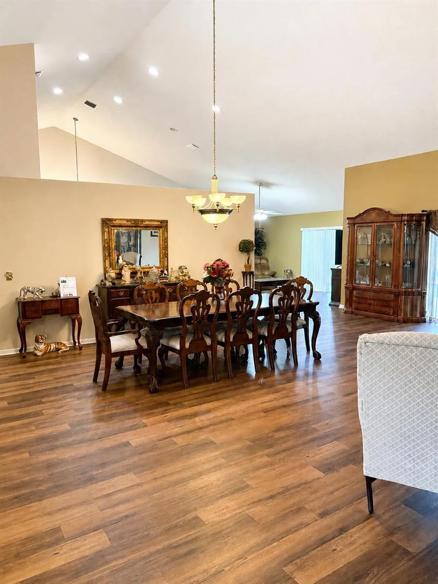 16320 NW 9th Drive Pembroke Pines, FL 33028