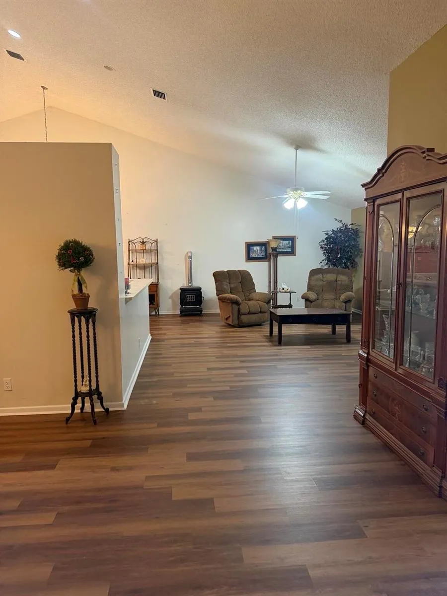 16320 NW 9th Drive Pembroke Pines, FL 33028