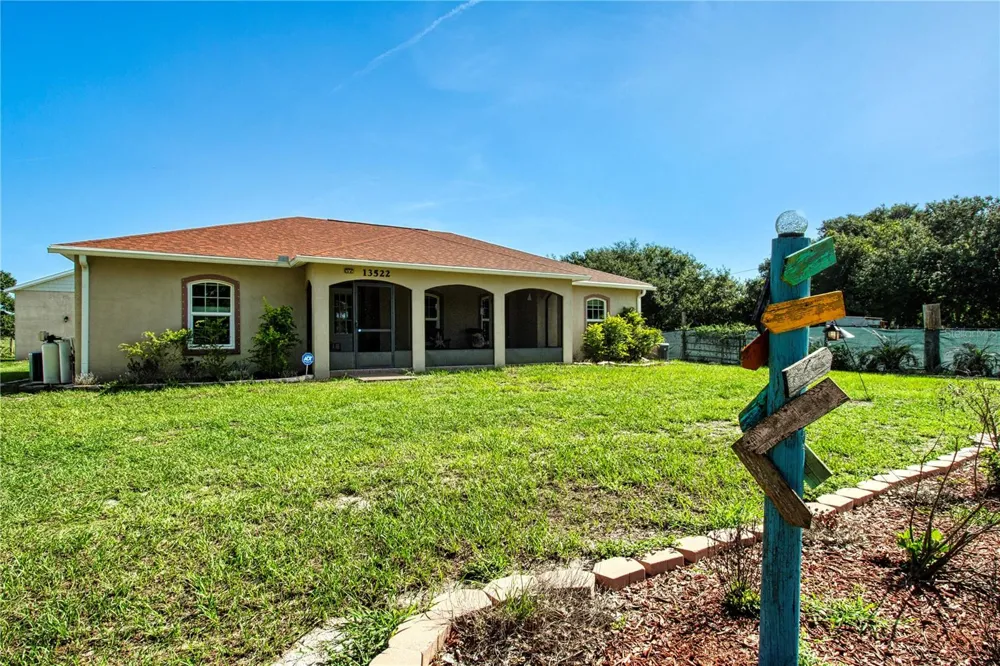 13522 COUNTY ROAD 672 HIGHWAY Riverview, FL 33579