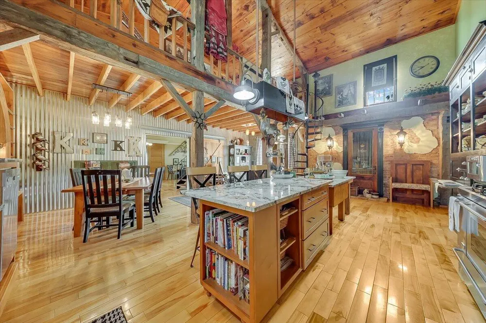 12351 Mulberry Road Ottawa Lake, MI 49267