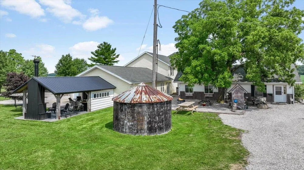 12351 Mulberry Road Ottawa Lake, MI 49267