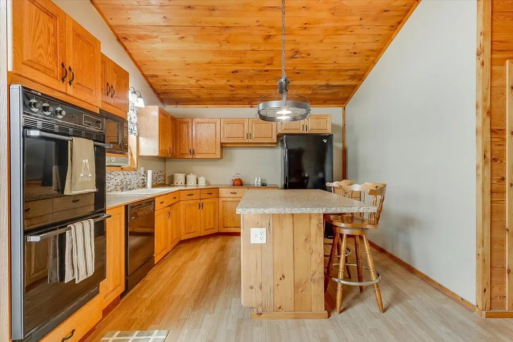 12351 Mulberry Road Ottawa Lake, MI 49267