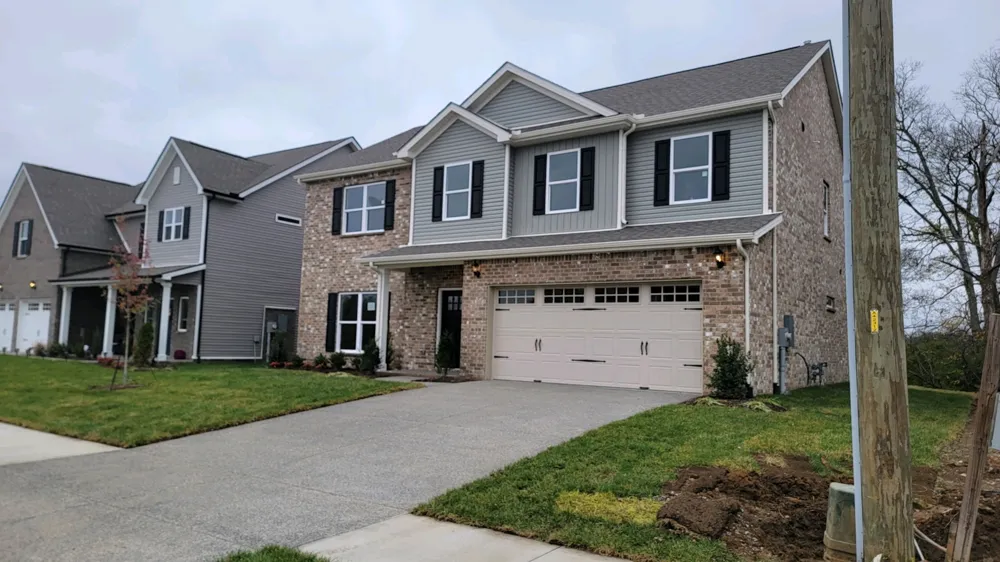 1044 Wickshire Dr Gallatin, TN 37066