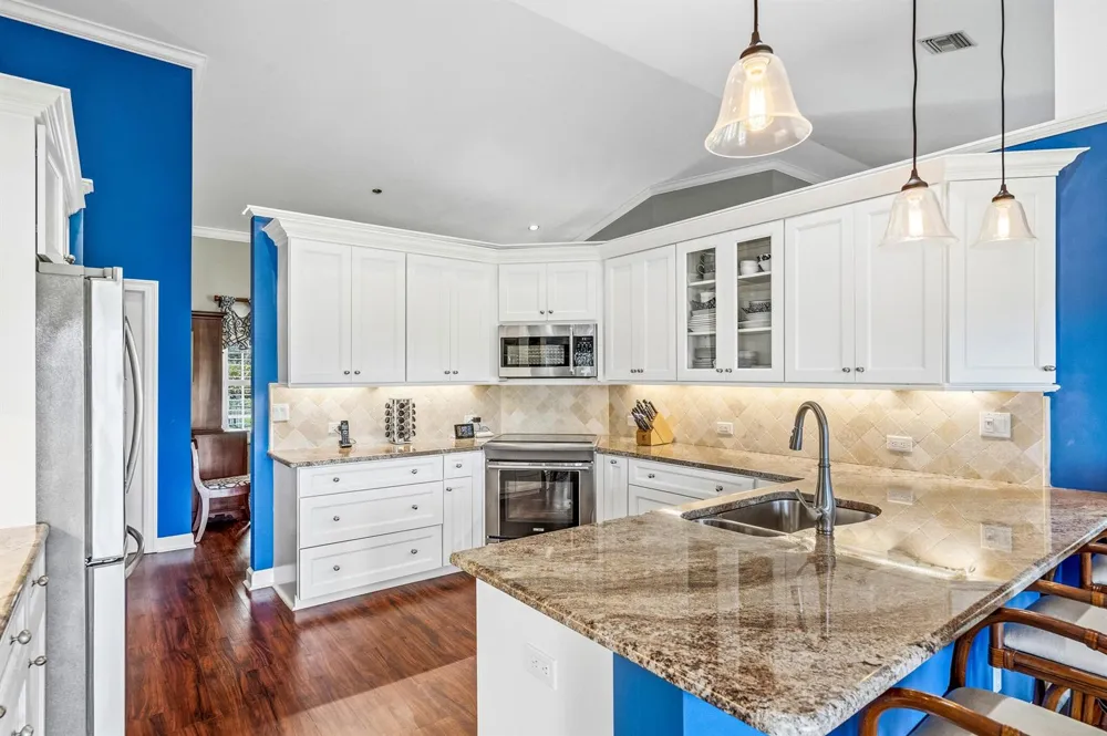 700 SUMMERWOOD LANE SW Vero Beach, FL 32962