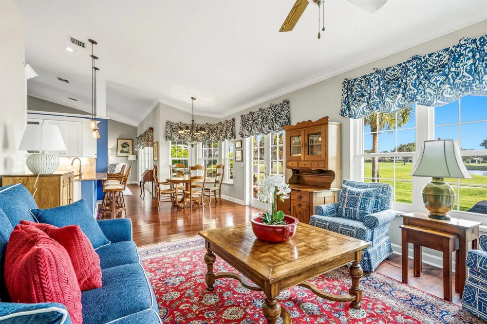 700 SUMMERWOOD LANE SW Vero Beach, FL 32962