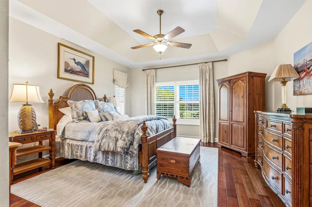 700 SUMMERWOOD LANE SW Vero Beach, FL 32962