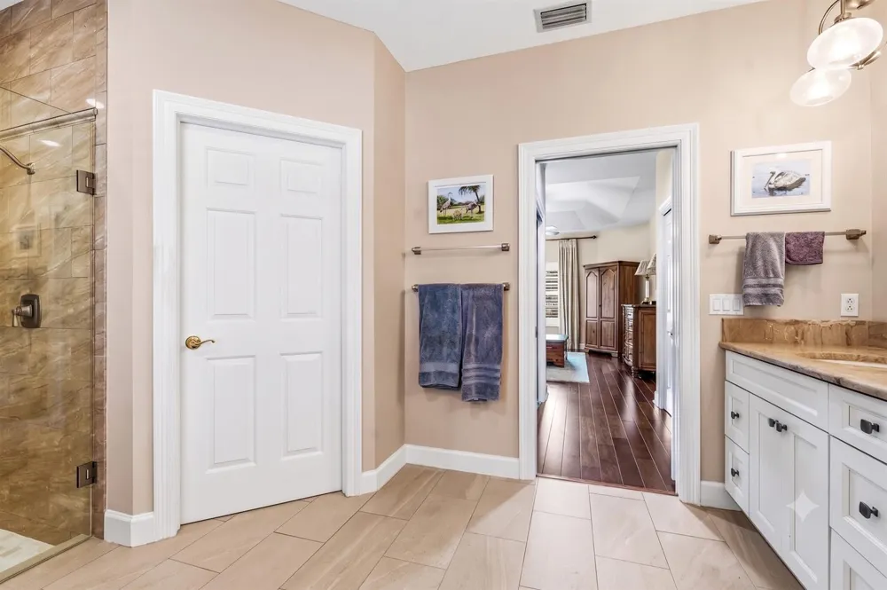 700 SUMMERWOOD LANE SW Vero Beach, FL 32962