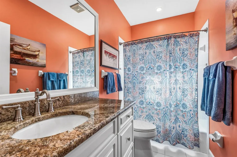700 SUMMERWOOD LANE SW Vero Beach, FL 32962
