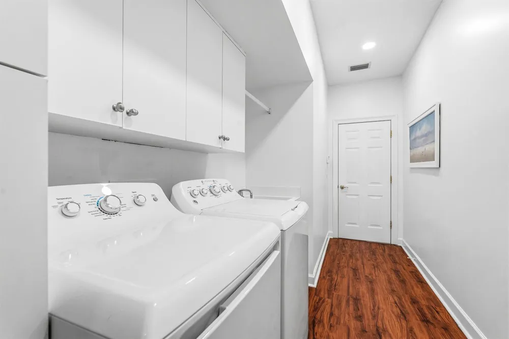 700 SUMMERWOOD LANE SW Vero Beach, FL 32962