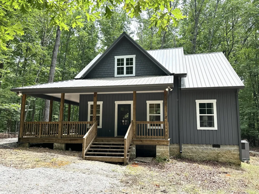 2220 Sarvisberry Pl Monteagle, TN 37356
