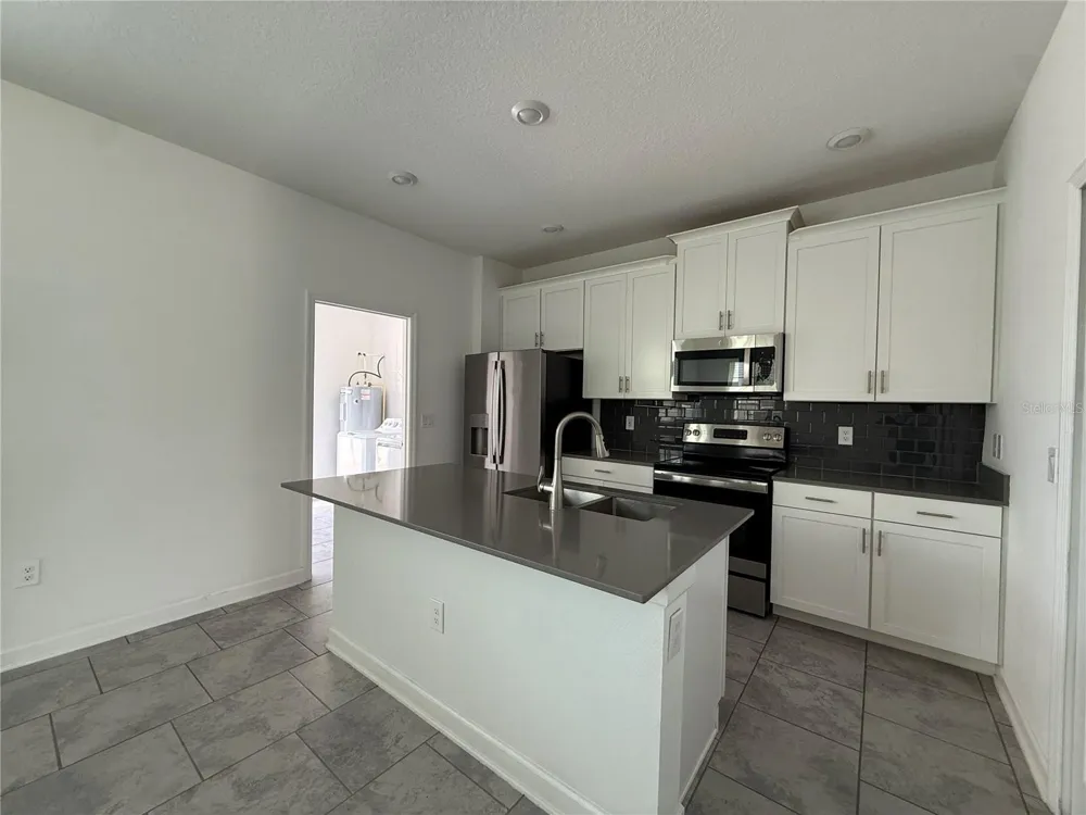 5647 QUIET PALM LOOP St Cloud, FL 34771