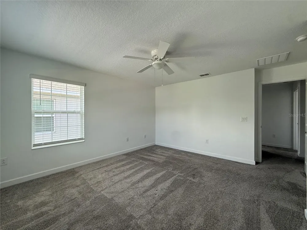 5647 QUIET PALM LOOP St Cloud, FL 34771