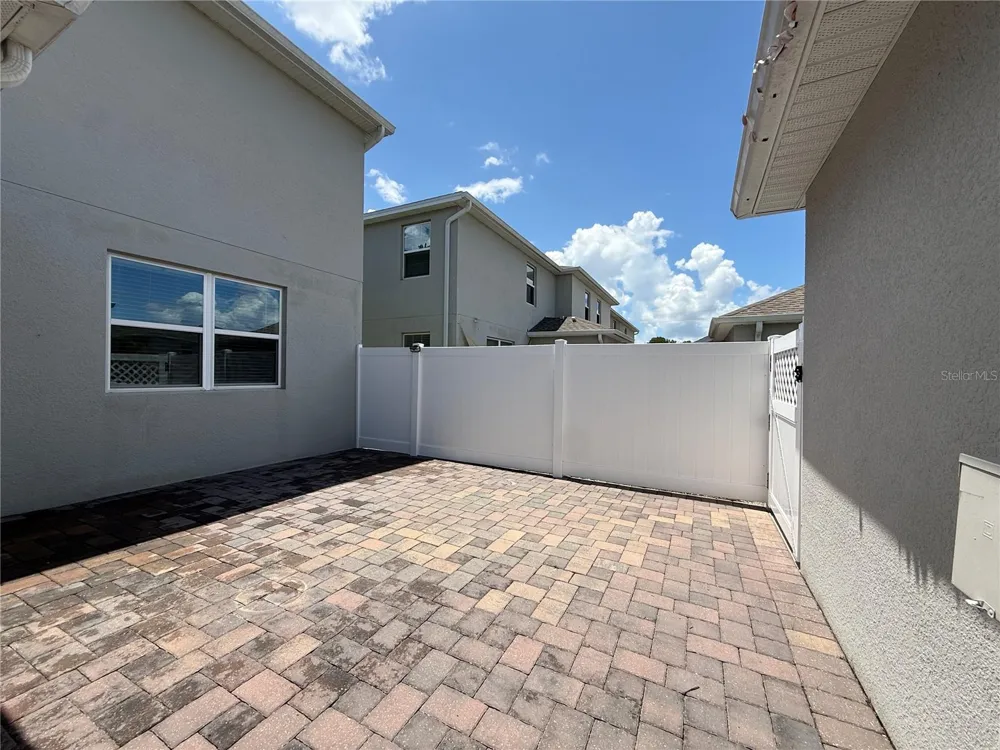 5647 QUIET PALM LOOP St Cloud, FL 34771
