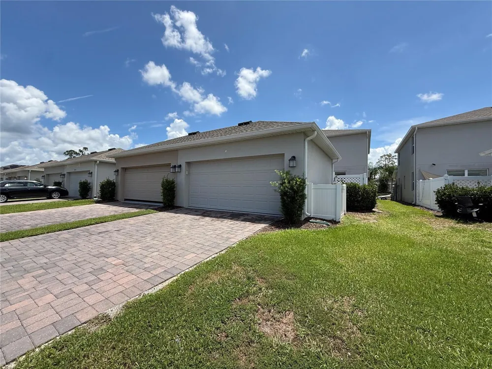 5647 QUIET PALM LOOP St Cloud, FL 34771