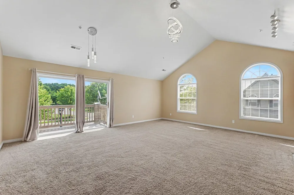 28469 Carlton Way Drive Novi, MI 48377