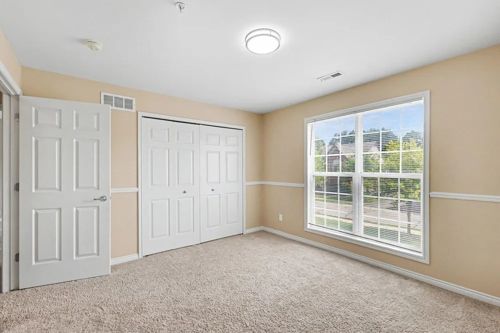 28469 Carlton Way Drive Novi, MI 48377