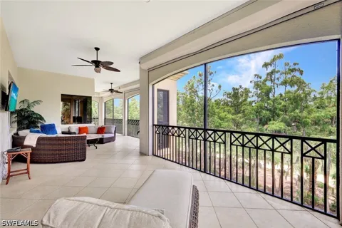 Tiburon Boulevard E #103