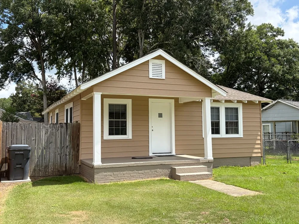 1808 16th Place Phenix City, AL 36867