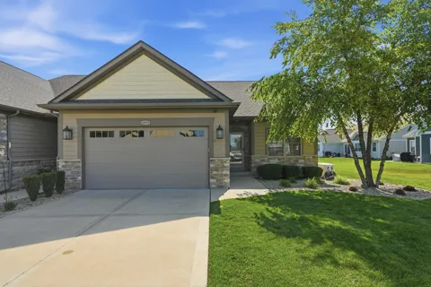10791 Scarlett Oak Drive