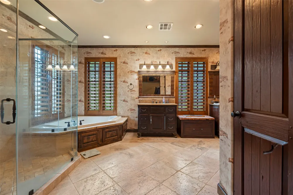 451481 Ridge Road Circle Afton, OK 74331