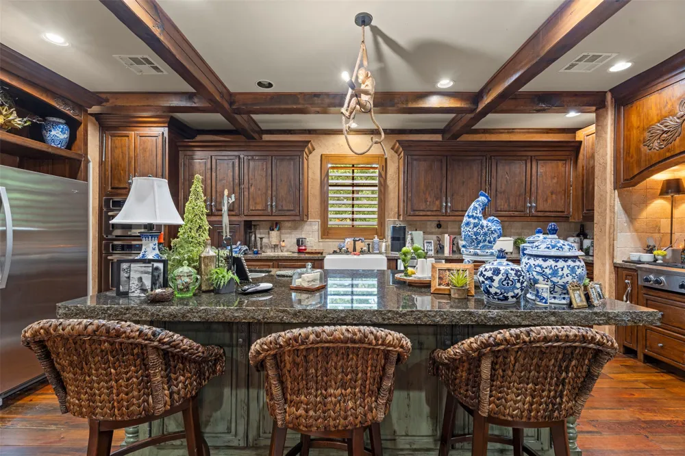 451481 Ridge Road Circle Afton, OK 74331