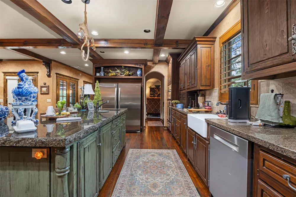 451481 Ridge Road Circle Afton, OK 74331