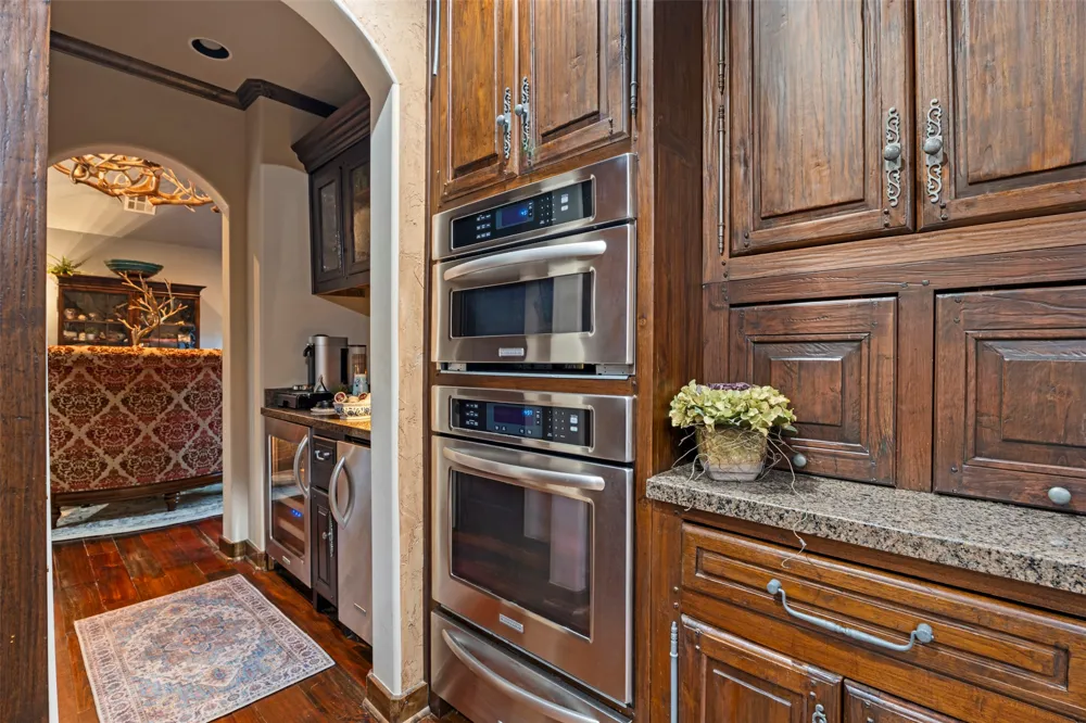 451481 Ridge Road Circle Afton, OK 74331