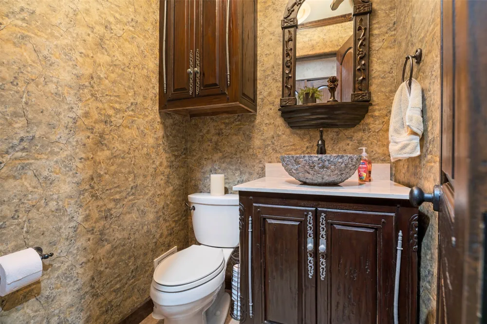 451481 Ridge Road Circle Afton, OK 74331