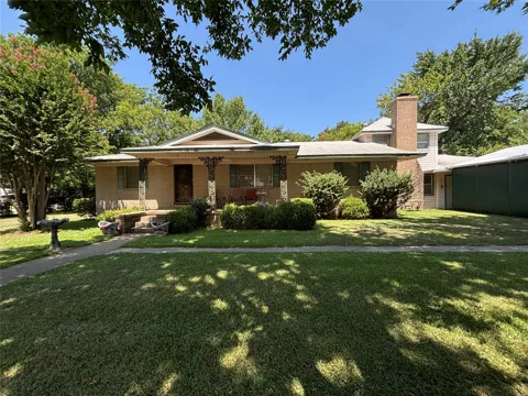 110 S McKinley Avenue