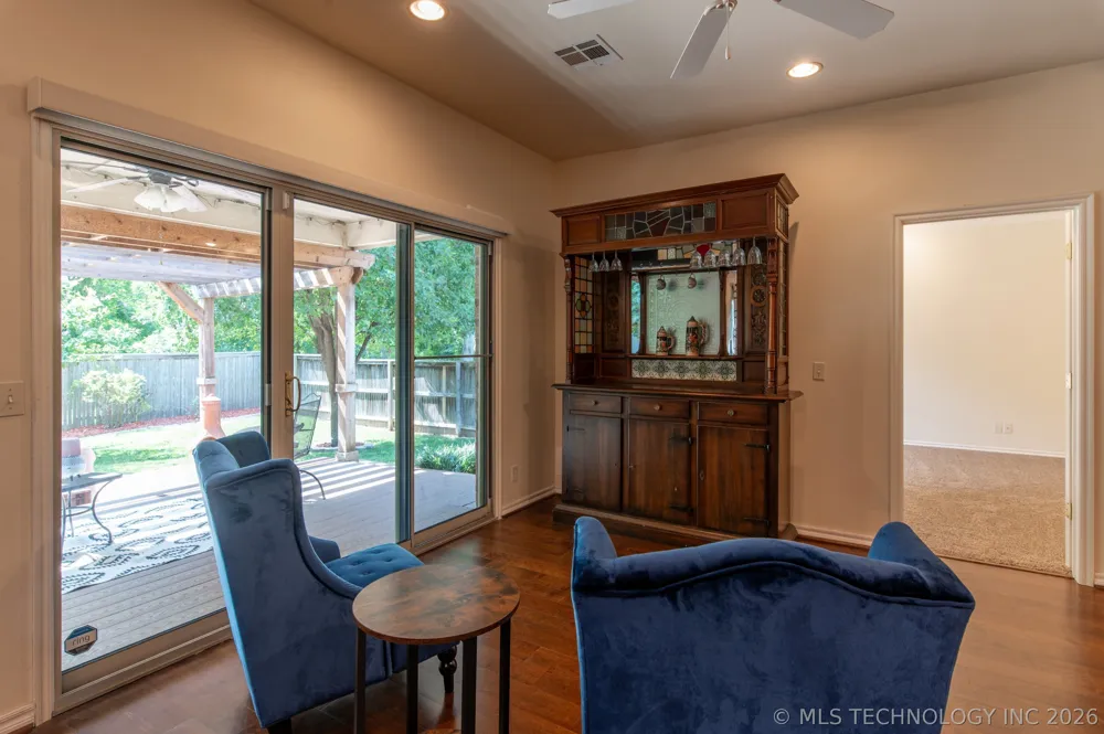 10912 Augusta Drive Jenks, OK 74037